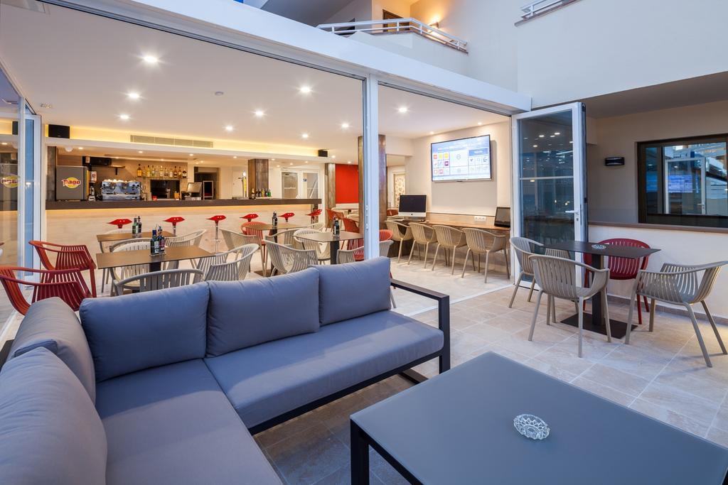 Ibiza Heaven Apartments (Adults Only) Platja d'en Bossa Exterior foto