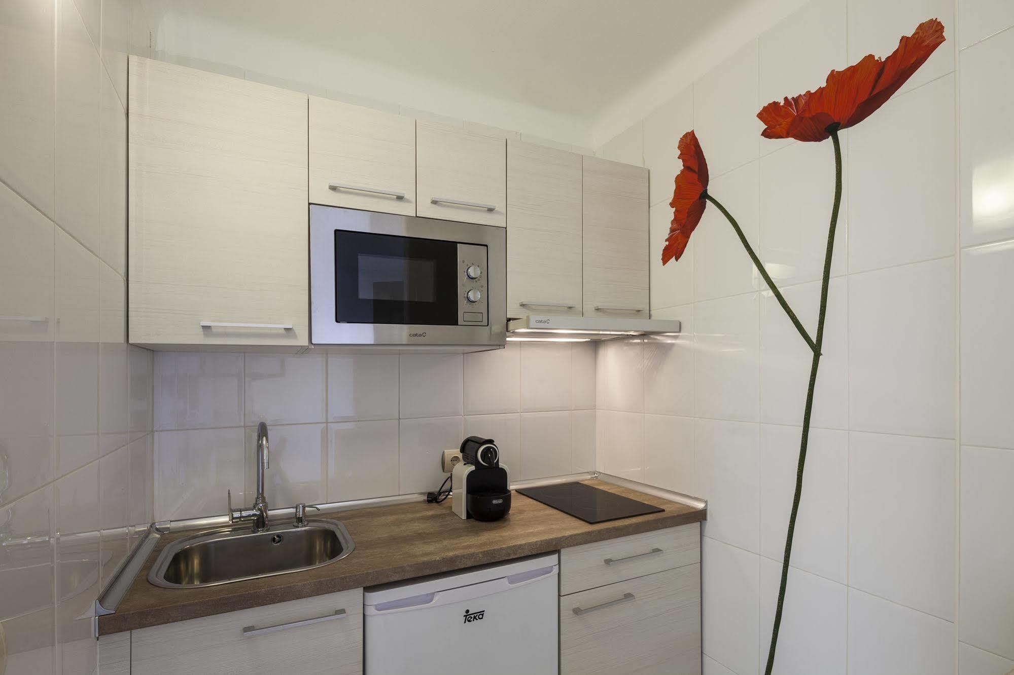 Ibiza Heaven Apartments (Adults Only) Platja d'en Bossa Exterior foto