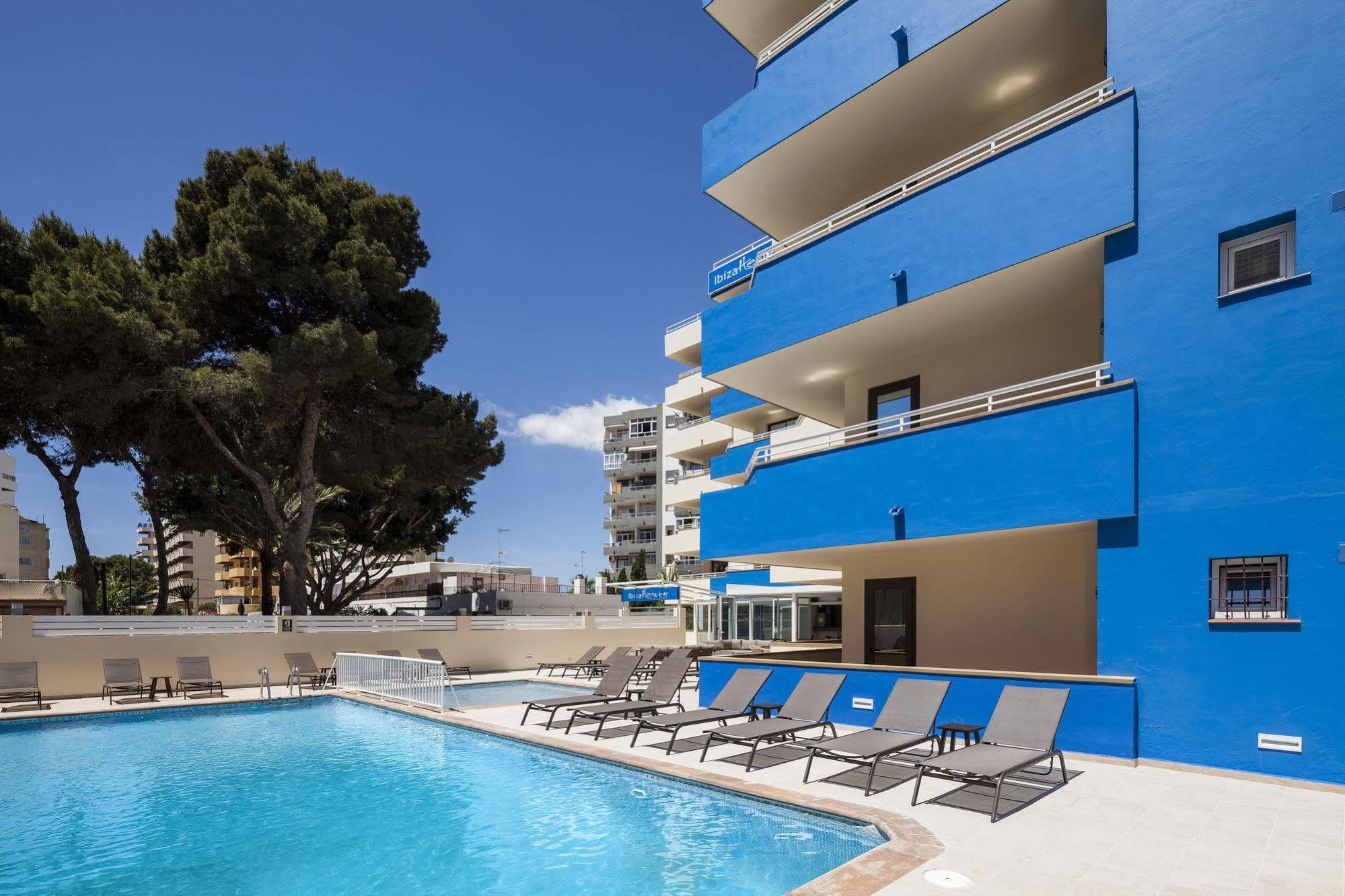 Ibiza Heaven Apartments (Adults Only) Platja d'en Bossa Exterior foto