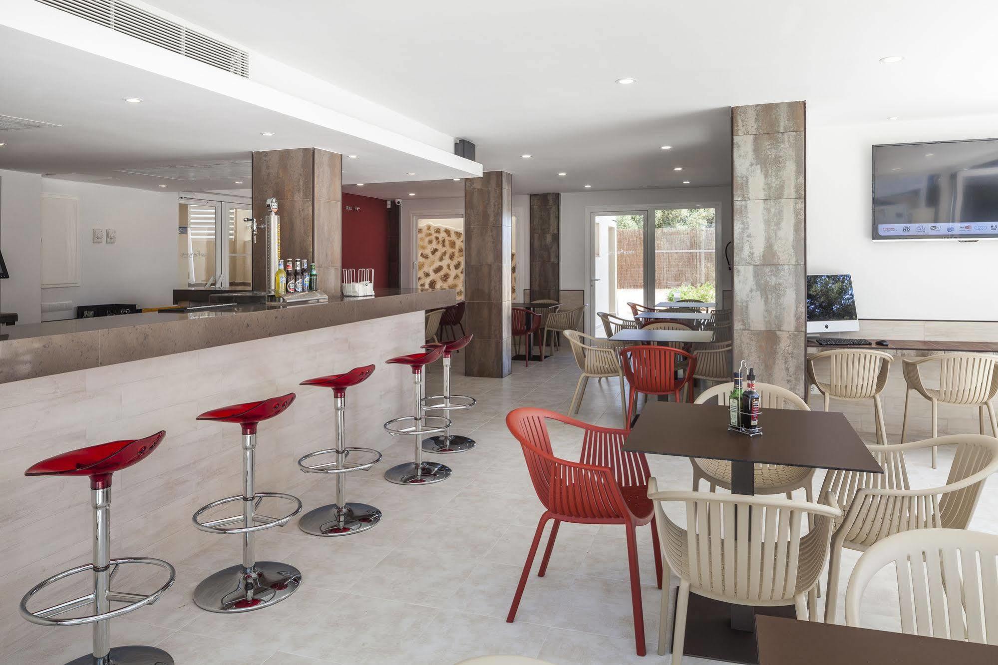 Ibiza Heaven Apartments (Adults Only) Platja d'en Bossa Exterior foto