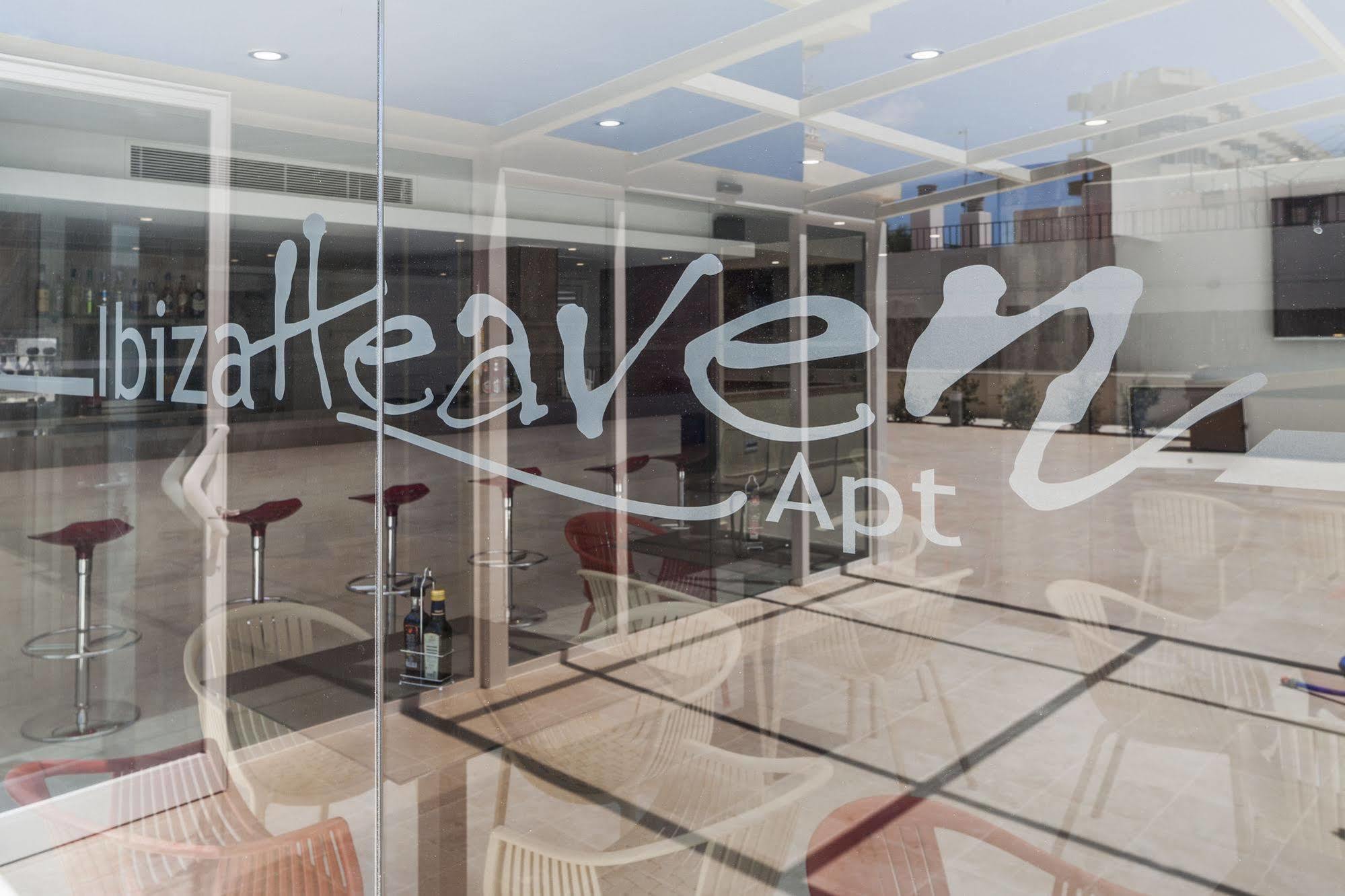 Ibiza Heaven Apartments (Adults Only) Platja d'en Bossa Exterior foto