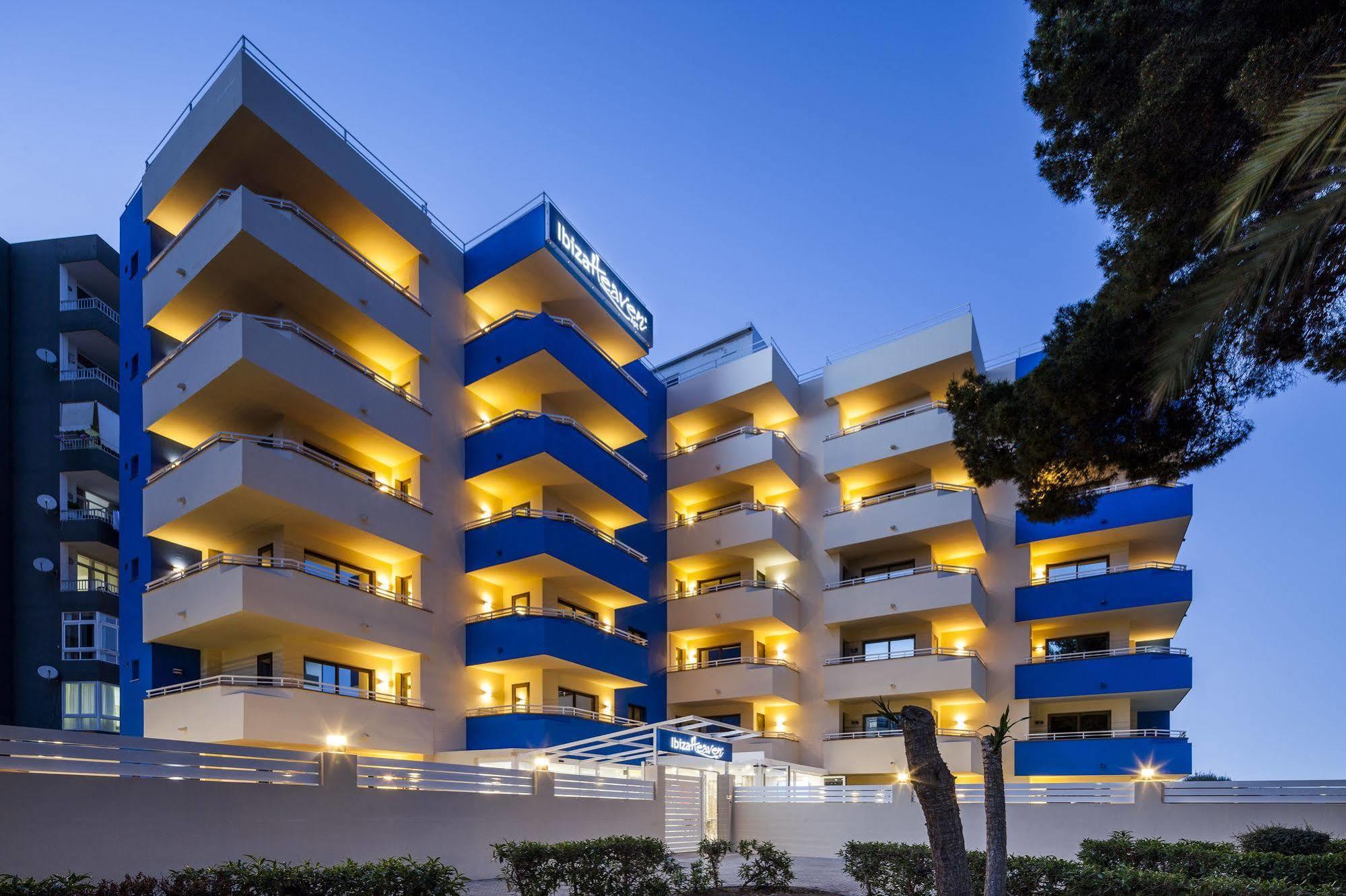 Ibiza Heaven Apartments (Adults Only) Platja d'en Bossa Exterior foto